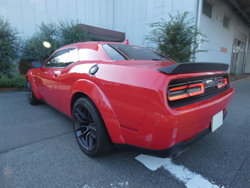 ダッジ チャレンジャー ｽｷｬｯﾄﾊﾟｯｸ ﾜｲﾄﾞﾎﾞﾃﾞｨ　2019年ﾓﾃﾞﾙ ﾃｸﾉﾛｼﾞｰｸﾞﾙｰﾌﾟ 黒ｺﾝﾋﾞ革 ｼｰﾄﾋｰﾀｰ&ｸｰﾗｰ ｻﾝﾙｰﾌ harman/kardon Bｶﾒﾗ　2年保証