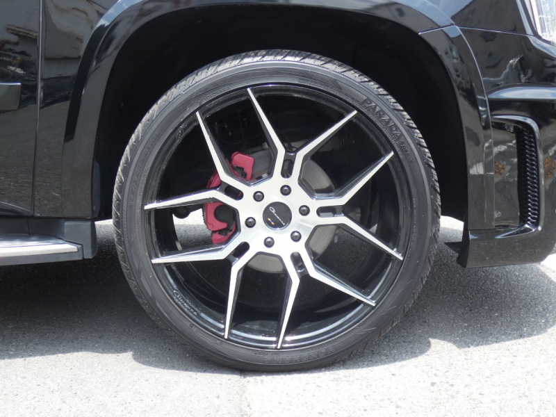 キャデラック エスカレード ﾌﾟﾚﾐｱﾑ　2015年ﾓﾃﾞﾙ 正規D車ｼｪｰﾙﾚｻﾞｰ ｼｰﾄﾋｰﾀｰ&ｸｰﾗ ｻﾝﾙｰﾌ ACC LEDﾗｲﾄ 社外24ｲﾝﾁAW　2年保証