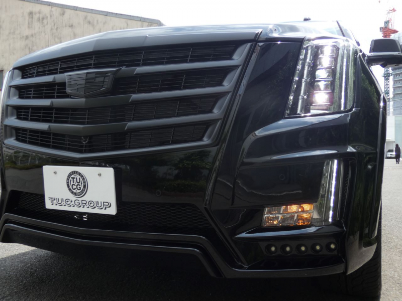 キャデラック エスカレード ﾌﾟﾚﾐｱﾑ　2015年ﾓﾃﾞﾙ 正規D車ｼｪｰﾙﾚｻﾞｰ ｼｰﾄﾋｰﾀｰ&ｸｰﾗ ｻﾝﾙｰﾌ ACC LEDﾗｲﾄ 社外24ｲﾝﾁAW　2年保証