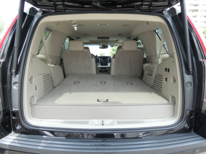 キャデラック エスカレード ﾌﾟﾚﾐｱﾑ　2015年ﾓﾃﾞﾙ 正規D車ｼｪｰﾙﾚｻﾞｰ ｼｰﾄﾋｰﾀｰ&ｸｰﾗ ｻﾝﾙｰﾌ ACC LEDﾗｲﾄ 社外24ｲﾝﾁAW　2年保証