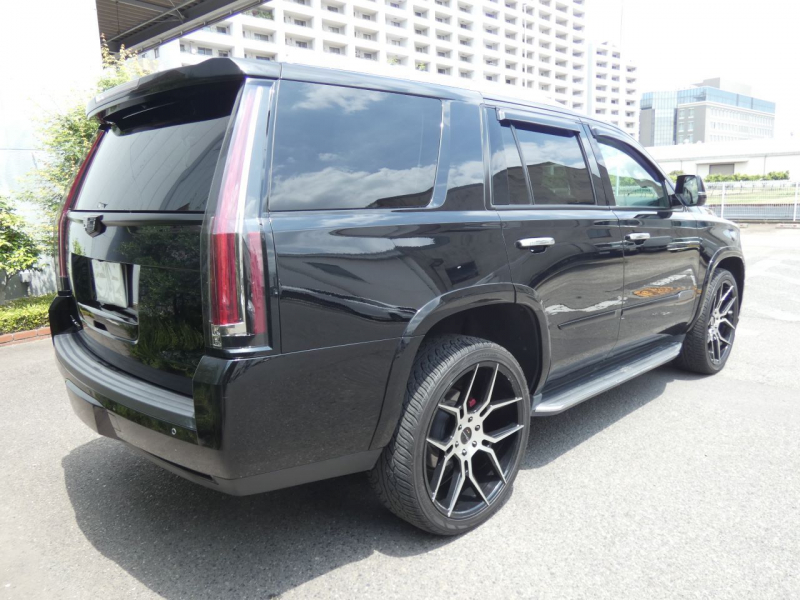 キャデラック エスカレード ﾌﾟﾚﾐｱﾑ　2015年ﾓﾃﾞﾙ 正規D車ｼｪｰﾙﾚｻﾞｰ ｼｰﾄﾋｰﾀｰ&ｸｰﾗ ｻﾝﾙｰﾌ ACC LEDﾗｲﾄ 社外24ｲﾝﾁAW　2年保証