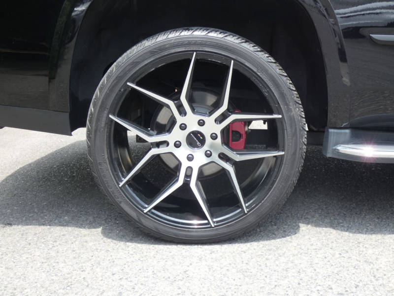 キャデラック エスカレード ﾌﾟﾚﾐｱﾑ　2015年ﾓﾃﾞﾙ 正規D車ｼｪｰﾙﾚｻﾞｰ ｼｰﾄﾋｰﾀｰ&ｸｰﾗ ｻﾝﾙｰﾌ ACC LEDﾗｲﾄ 社外24ｲﾝﾁAW　2年保証