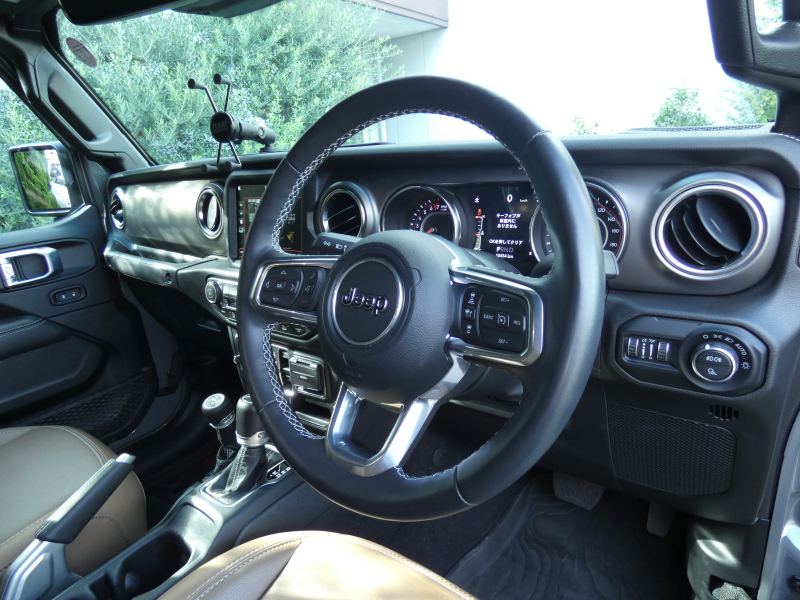 ジープ グラディエーター ﾙﾋﾞｺﾝ　2022yﾓﾃﾞﾙ  Dｻﾄﾞﾙ革 USﾊﾞﾝﾊﾟｰ ｴﾙﾌｫｰﾄﾞﾏﾌﾗｰ ｼｰﾄﾋｰﾀｰ Appleｶｰﾌﾟﾚｲ FSBｶﾒﾗ ETC　2年保証