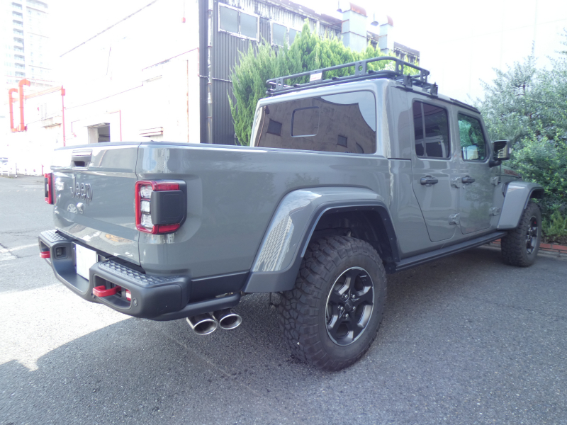 ジープ グラディエーター ﾙﾋﾞｺﾝ　2022yﾓﾃﾞﾙ  Dｻﾄﾞﾙ革 USﾊﾞﾝﾊﾟｰ ｴﾙﾌｫｰﾄﾞﾏﾌﾗｰ ｼｰﾄﾋｰﾀｰ Appleｶｰﾌﾟﾚｲ FSBｶﾒﾗ ETC　2年保証