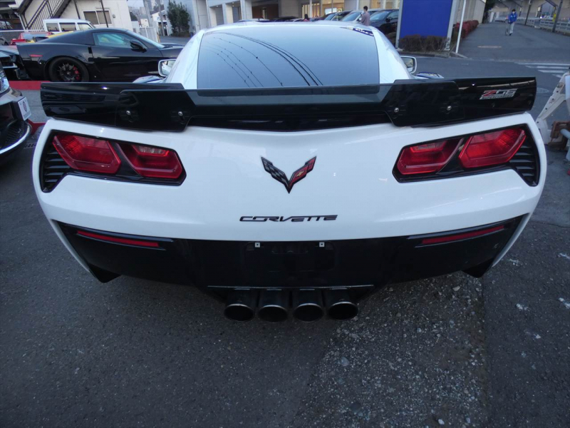 シボレー コルベット Z06 3LZ 正規D車 2017年モデル 茶革コンペティションシート ヒーター&ベンチレーター カーボングランドエフェクト 純正19/20AW AppleCarPlay 2年保証