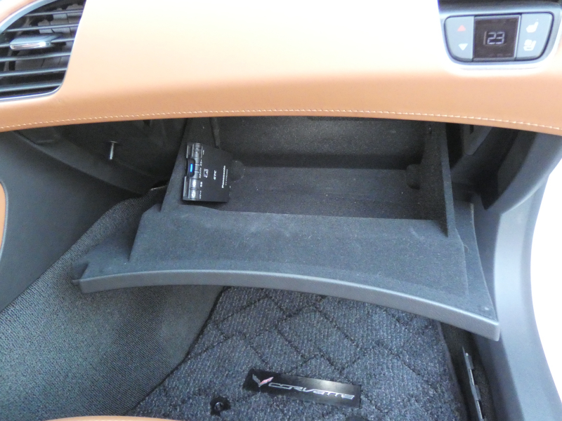 シボレー コルベット Z06 3LZ 正規D車 2017年モデル 茶革コンペティションシート ヒーター&ベンチレーター カーボングランドエフェクト 純正19/20AW AppleCarPlay 2年保証