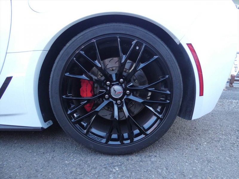 シボレー コルベット Z06 3LZ 正規D車 2017年モデル 茶革コンペティションシート ヒーター&ベンチレーター カーボングランドエフェクト 純正19/20AW AppleCarPlay 2年保証