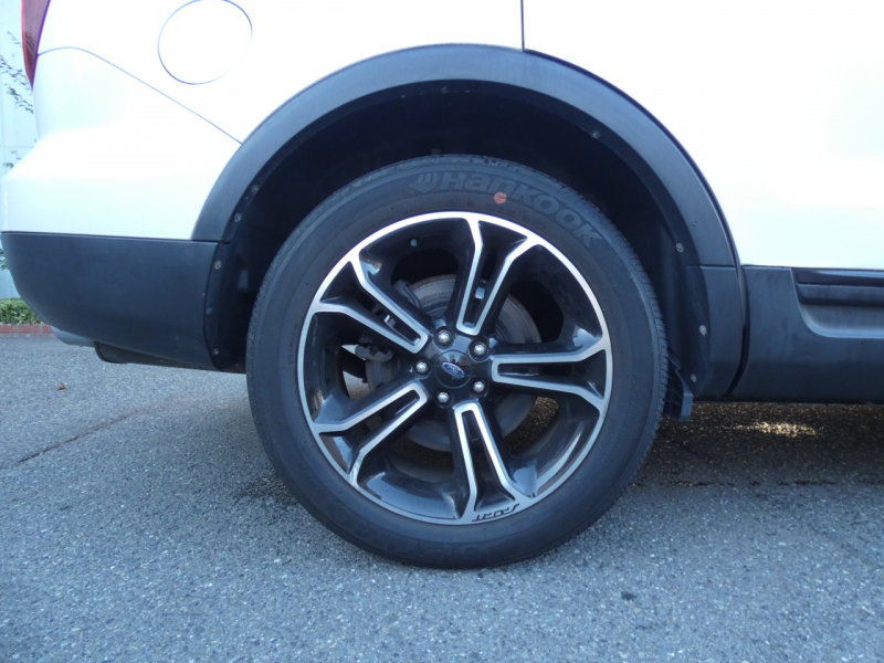 フォード エクスプローラー ｽﾎﾟｰﾂ　国内未導入 2014yﾓﾃﾞﾙ 左ﾊﾝﾄﾞﾙ 黒革 ｻﾝﾙｰﾌ ｼｰﾄﾋｰﾀｰ&ﾍﾞﾝﾁﾚｰﾀｰ 純正20ｲﾝﾁAW ﾅﾋﾞTV Bｶﾒﾗ　2年保証