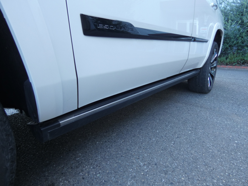 キャデラック エスカレード ﾌﾟﾗﾁﾅﾑ　正規D車 2019年ﾓﾃﾞﾙ 7人乗り3rdｼｰﾄ ｾﾐｱﾆﾘﾝ革 ｻﾝﾙｰﾌ ﾅﾋﾞTV AppleCarPlay ﾌﾘｯﾌﾟﾀﾞｳﾝ ACC ﾌﾞﾗｲﾝﾄﾞｽﾎﾟｯﾄ ｵｰﾄﾃｰﾙｹﾞｰﾄ 全周囲ｶﾒﾗ　2年保証