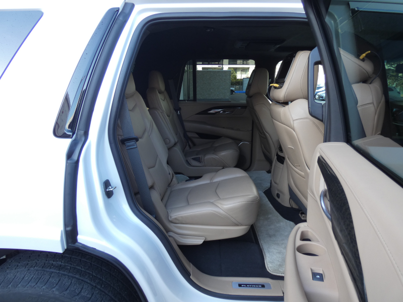 キャデラック エスカレード ﾌﾟﾗﾁﾅﾑ　正規D車 2019年ﾓﾃﾞﾙ 7人乗り3rdｼｰﾄ ｾﾐｱﾆﾘﾝ革 ｻﾝﾙｰﾌ ﾅﾋﾞTV AppleCarPlay ﾌﾘｯﾌﾟﾀﾞｳﾝ ACC ﾌﾞﾗｲﾝﾄﾞｽﾎﾟｯﾄ ｵｰﾄﾃｰﾙｹﾞｰﾄ 全周囲ｶﾒﾗ　2年保証