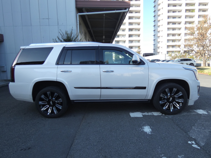 キャデラック エスカレード ﾌﾟﾗﾁﾅﾑ　正規D車 2019年ﾓﾃﾞﾙ 7人乗り3rdｼｰﾄ ｾﾐｱﾆﾘﾝ革 ｻﾝﾙｰﾌ ﾅﾋﾞTV AppleCarPlay ﾌﾘｯﾌﾟﾀﾞｳﾝ ACC ﾌﾞﾗｲﾝﾄﾞｽﾎﾟｯﾄ ｵｰﾄﾃｰﾙｹﾞｰﾄ 全周囲ｶﾒﾗ　2年保証