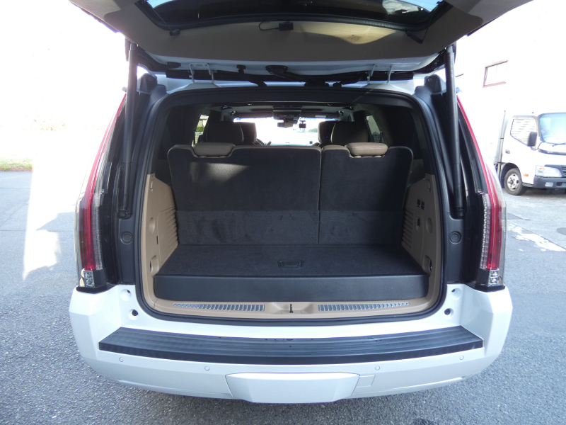 キャデラック エスカレード ﾌﾟﾗﾁﾅﾑ　正規D車 2019年ﾓﾃﾞﾙ 7人乗り3rdｼｰﾄ ｾﾐｱﾆﾘﾝ革 ｻﾝﾙｰﾌ ﾅﾋﾞTV AppleCarPlay ﾌﾘｯﾌﾟﾀﾞｳﾝ ACC ﾌﾞﾗｲﾝﾄﾞｽﾎﾟｯﾄ ｵｰﾄﾃｰﾙｹﾞｰﾄ 全周囲ｶﾒﾗ　2年保証