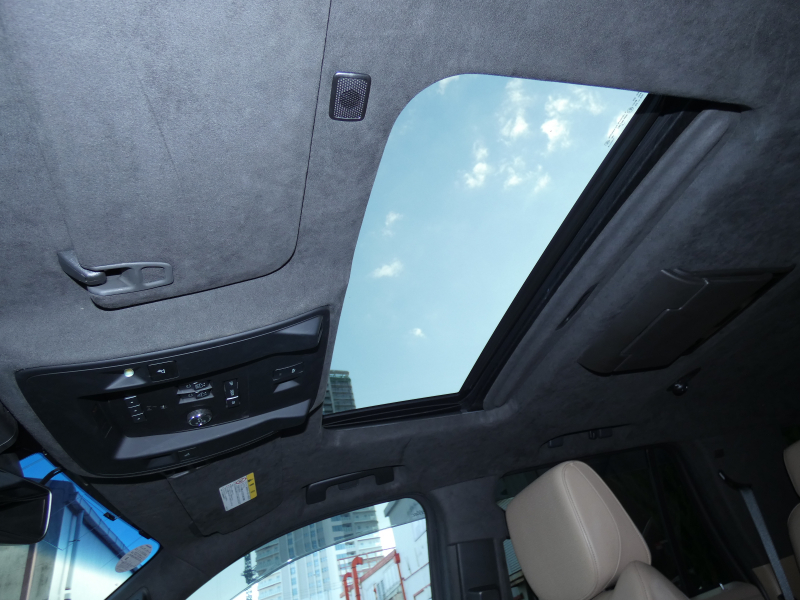 キャデラック エスカレード ﾌﾟﾗﾁﾅﾑ　正規D車 2019年ﾓﾃﾞﾙ 7人乗り3rdｼｰﾄ ｾﾐｱﾆﾘﾝ革 ｻﾝﾙｰﾌ ﾅﾋﾞTV AppleCarPlay ﾌﾘｯﾌﾟﾀﾞｳﾝ ACC ﾌﾞﾗｲﾝﾄﾞｽﾎﾟｯﾄ ｵｰﾄﾃｰﾙｹﾞｰﾄ 全周囲ｶﾒﾗ　2年保証