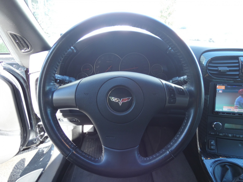 シボレー コルベット Z06　正規D車 2007年ﾓﾃﾞﾙ 6速MT 黒革 ｼｰﾄﾋｰﾀｰ ﾅﾋﾞTV Bｶﾒﾗ BOSEｻｳﾝﾄﾞ 純正18/19AW Bremboﾌﾞﾚｰｷ LSD ｷｾﾉﾝ　2年保証