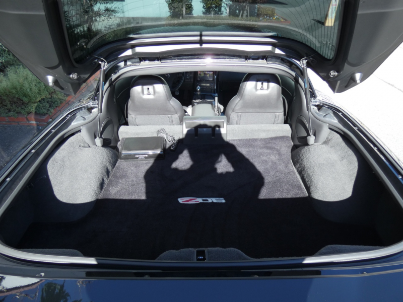 シボレー コルベット Z06　正規D車 2007年ﾓﾃﾞﾙ 6速MT 黒革 ｼｰﾄﾋｰﾀｰ ﾅﾋﾞTV Bｶﾒﾗ BOSEｻｳﾝﾄﾞ 純正18/19AW Bremboﾌﾞﾚｰｷ LSD ｷｾﾉﾝ　2年保証