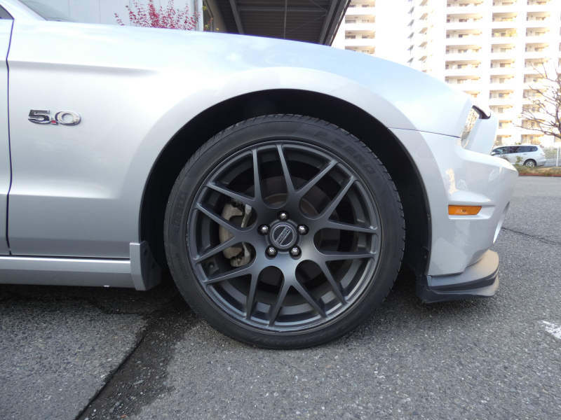 フォード マスタング V8 GTﾌﾟﾚﾐｱﾑ　新車並行 2013年ﾓﾃﾞﾙ GT500ﾌﾛﾝﾄﾌｪｲｽ Borlaﾏﾌﾗｰ AMR19AW 黒革ｼｰﾄ ｼｰﾄﾋｰﾀｰ ｷｾﾉﾝ ETC　2年保証