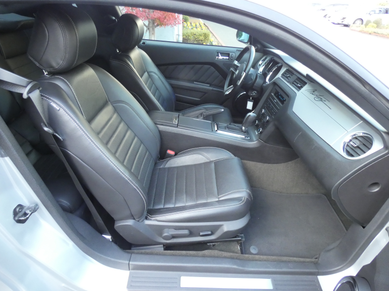 フォード マスタング V8 GTﾌﾟﾚﾐｱﾑ　新車並行 2013年ﾓﾃﾞﾙ GT500ﾌﾛﾝﾄﾌｪｲｽ Borlaﾏﾌﾗｰ AMR19AW 黒革ｼｰﾄ ｼｰﾄﾋｰﾀｰ ｷｾﾉﾝ ETC　2年保証