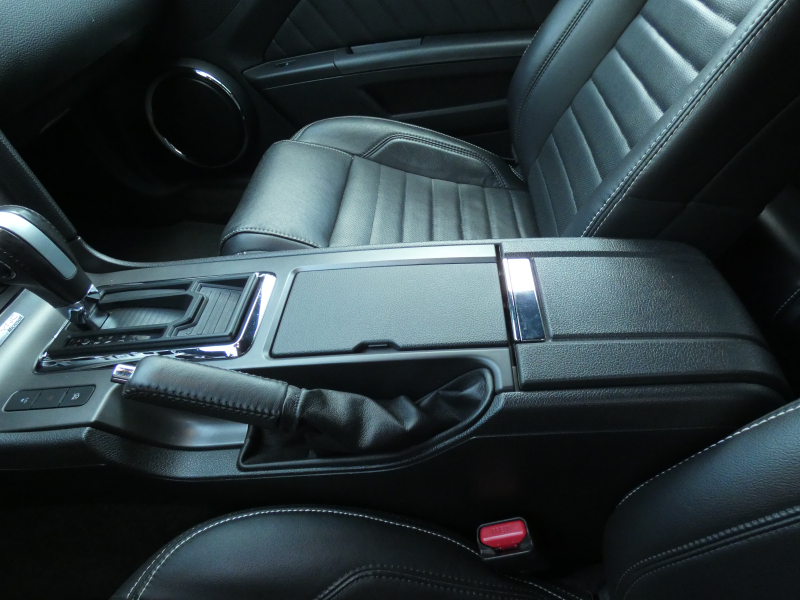 フォード マスタング V8 GTﾌﾟﾚﾐｱﾑ　新車並行 2013年ﾓﾃﾞﾙ GT500ﾌﾛﾝﾄﾌｪｲｽ Borlaﾏﾌﾗｰ AMR19AW 黒革ｼｰﾄ ｼｰﾄﾋｰﾀｰ ｷｾﾉﾝ ETC　2年保証