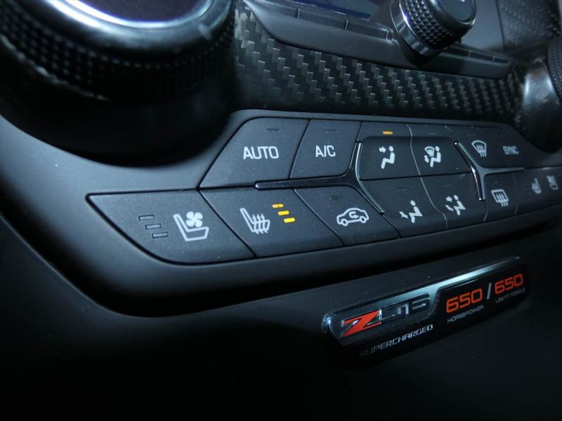 シボレー コルベット Z06　正規D車 2017年ﾓﾃﾞﾙ ｽｰﾊﾟｰﾁｬｰｼﾞｬｰ 黒革 ｼｰﾄﾋｰﾀｰ ﾅﾋﾞTV F&Bｶﾒﾗ　2年保証