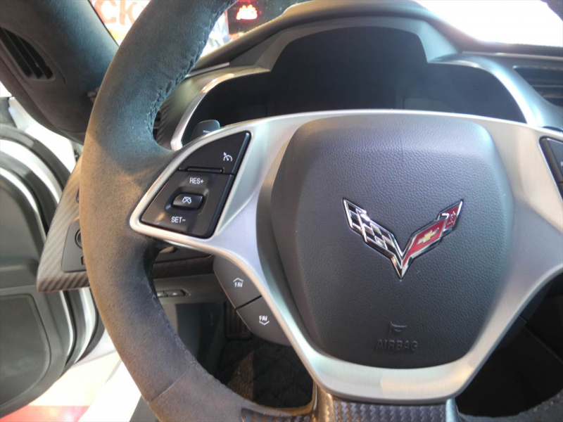 シボレー コルベット Z06　正規D車 2017年ﾓﾃﾞﾙ ｽｰﾊﾟｰﾁｬｰｼﾞｬｰ 黒革 ｼｰﾄﾋｰﾀｰ ﾅﾋﾞTV F&Bｶﾒﾗ　2年保証