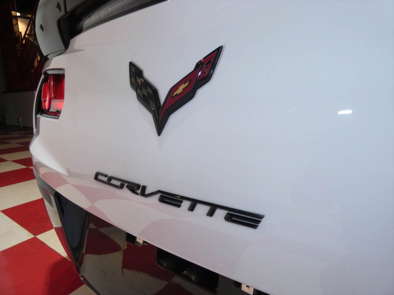 シボレー コルベット Z06　正規D車 2017年ﾓﾃﾞﾙ ｽｰﾊﾟｰﾁｬｰｼﾞｬｰ 黒革 ｼｰﾄﾋｰﾀｰ ﾅﾋﾞTV F&Bｶﾒﾗ　2年保証