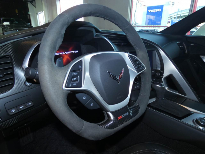 シボレー コルベット Z06　正規D車 2017年ﾓﾃﾞﾙ ｽｰﾊﾟｰﾁｬｰｼﾞｬｰ 黒革 ｼｰﾄﾋｰﾀｰ ﾅﾋﾞTV F&Bｶﾒﾗ　2年保証