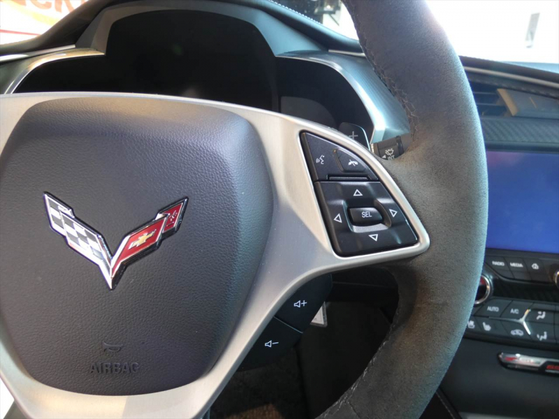 シボレー コルベット Z06　正規D車 2017年ﾓﾃﾞﾙ ｽｰﾊﾟｰﾁｬｰｼﾞｬｰ 黒革 ｼｰﾄﾋｰﾀｰ ﾅﾋﾞTV F&Bｶﾒﾗ　2年保証