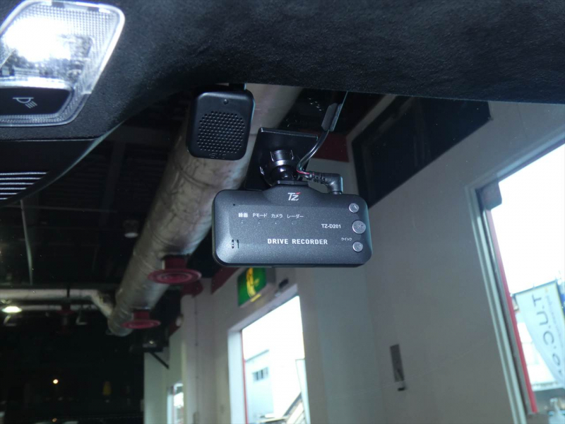 シボレー コルベット Z06　正規D車 2017年ﾓﾃﾞﾙ ｽｰﾊﾟｰﾁｬｰｼﾞｬｰ 黒革 ｼｰﾄﾋｰﾀｰ ﾅﾋﾞTV F&Bｶﾒﾗ　2年保証