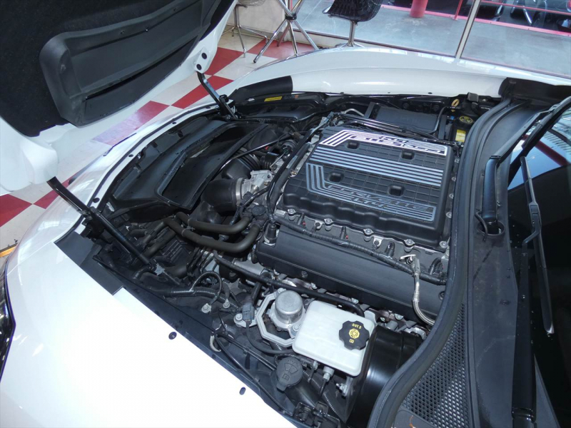 シボレー コルベット Z06　正規D車 2017年ﾓﾃﾞﾙ ｽｰﾊﾟｰﾁｬｰｼﾞｬｰ 黒革 ｼｰﾄﾋｰﾀｰ ﾅﾋﾞTV F&Bｶﾒﾗ　2年保証