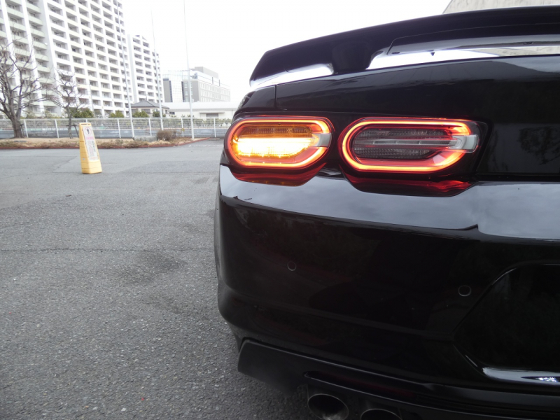 シボレー カマロ SS　正規D車 2019年ﾓﾃﾞﾙ 黒赤革ｼｰﾄ ｼｰﾄﾋｰﾀｰ&ｸｰﾗｰ ｸﾞﾗﾝﾄﾞｴﾌｪｸﾄ 純正20ｲﾝﾁAW ﾌﾞﾚﾝﾎﾞ Bｶﾒﾗ ｸﾙｺﾝ　2年保証