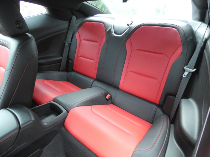 シボレー カマロ SS　正規D車 2019年ﾓﾃﾞﾙ 黒赤革ｼｰﾄ ｼｰﾄﾋｰﾀｰ&ｸｰﾗｰ ｸﾞﾗﾝﾄﾞｴﾌｪｸﾄ 純正20ｲﾝﾁAW ﾌﾞﾚﾝﾎﾞ Bｶﾒﾗ ｸﾙｺﾝ　2年保証