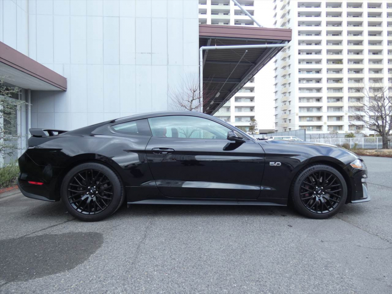 フォード マスタング GT Premium　2019年ﾓﾃﾞﾙ 6MT ﾊﾟﾌｫｰﾏﾝｽPKG 401Aｴｸｲｯﾌﾟﾒﾝﾄ SYNCﾀｯﾁﾓﾆﾀｰ ﾌﾞﾚﾝﾎﾞ LEDﾍｯﾄﾞﾗｲﾄ Bｶﾒﾗ　2年保証