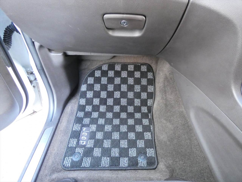 ジープ グランドチェロキー ｻﾐｯﾄ　茶革 ﾌﾟｯｼｭｽﾀｰﾄ&ｽﾄｯﾌﾟ ｼｰﾄﾋｰﾀｰ ﾅﾋﾞTV ﾊﾟﾉﾗﾏｻﾝﾙｰﾌ ﾊｰﾏﾝｶｰﾄﾞﾝｻｳﾝﾄﾞ 純正20ｲﾝﾁAW ﾌﾛﾝﾄｻｲﾄﾞﾊﾞｯｸｶﾒﾗ　2年保証