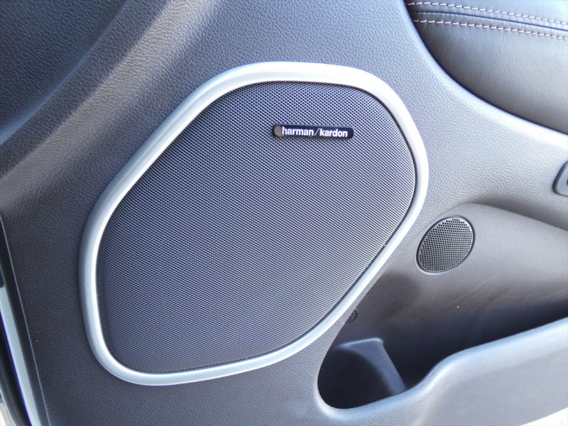 ジープ グランドチェロキー ｻﾐｯﾄ　茶革 ﾌﾟｯｼｭｽﾀｰﾄ&ｽﾄｯﾌﾟ ｼｰﾄﾋｰﾀｰ ﾅﾋﾞTV ﾊﾟﾉﾗﾏｻﾝﾙｰﾌ ﾊｰﾏﾝｶｰﾄﾞﾝｻｳﾝﾄﾞ 純正20ｲﾝﾁAW ﾌﾛﾝﾄｻｲﾄﾞﾊﾞｯｸｶﾒﾗ　2年保証