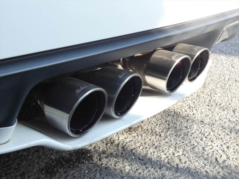 シボレー コルベット ｸﾞﾗﾝｽﾎﾟｰﾂ　正規D車 2012年ﾓﾃﾞﾙ 1ｵｰﾅｰ 黒ｺﾝﾋﾞ革 ﾅﾋﾞ  Borlaﾏﾌﾗｰ ﾘｱﾃﾞｨﾌｭｰｻﾞｰ&ｻｲﾄﾞｽｶｰﾄ ｷｾﾉﾝ 純正19AW　2年保証