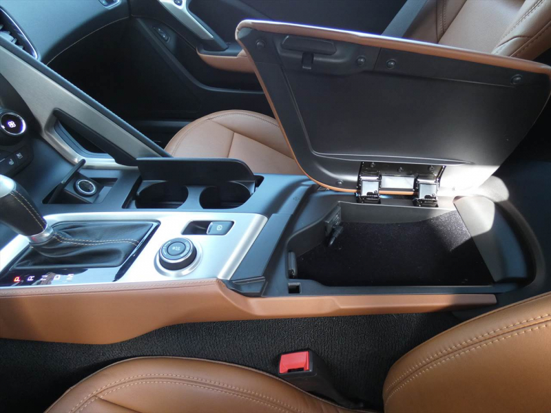 シボレー コルベット ﾍﾞｰｽｸﾞﾚｰﾄﾞ　正規D車 2014年ﾓﾃﾞﾙ ﾌﾟｯｼｭｽﾀｰﾄ&ｽﾄｯﾌﾟ HUD ｼｰﾄﾋｰﾀｰ ﾅﾋﾞTV Bｶﾒﾗ ETC　2年保証