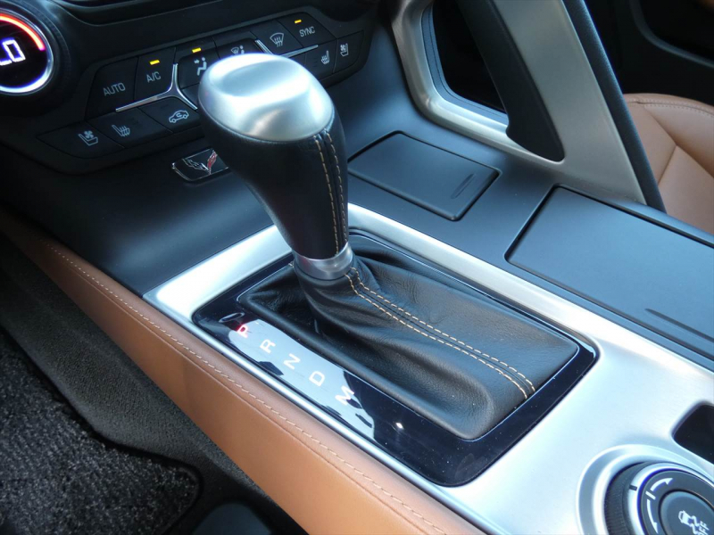 シボレー コルベット ﾍﾞｰｽｸﾞﾚｰﾄﾞ　正規D車 2014年ﾓﾃﾞﾙ ﾌﾟｯｼｭｽﾀｰﾄ&ｽﾄｯﾌﾟ HUD ｼｰﾄﾋｰﾀｰ ﾅﾋﾞTV Bｶﾒﾗ ETC　2年保証