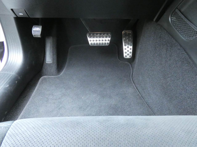 ダッジ チャレンジャー ｽｷｬｯﾄﾊﾟｯｸ ﾜｲﾄﾞﾎﾞﾃﾞｨ　2020年ﾓﾃﾞﾙ  ﾌﾟﾗｽﾊﾟｯｹｰｼﾞ&ｺﾝﾋﾞﾆｴﾝｽｸﾞﾙｰﾌﾟ 黒ｺﾝﾋﾞ革 ｼｰﾄﾋｰﾀｰ&ｸｰﾗｰ ｻﾝﾙｰﾌ  Bｶﾒﾗ　2年保証