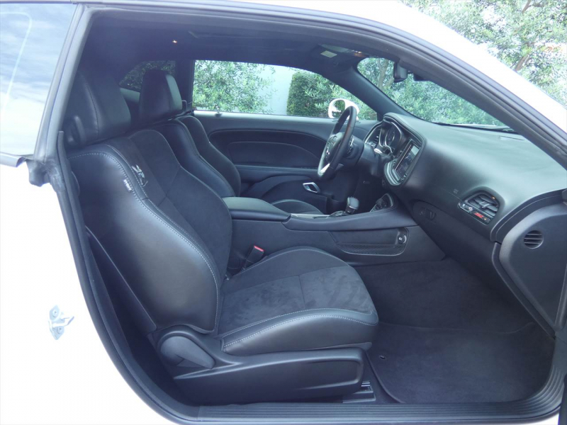 ダッジ チャレンジャー ｽｷｬｯﾄﾊﾟｯｸ ﾜｲﾄﾞﾎﾞﾃﾞｨ　2020年ﾓﾃﾞﾙ  ﾌﾟﾗｽﾊﾟｯｹｰｼﾞ&ｺﾝﾋﾞﾆｴﾝｽｸﾞﾙｰﾌﾟ 黒ｺﾝﾋﾞ革 ｼｰﾄﾋｰﾀｰ&ｸｰﾗｰ ｻﾝﾙｰﾌ  Bｶﾒﾗ　2年保証