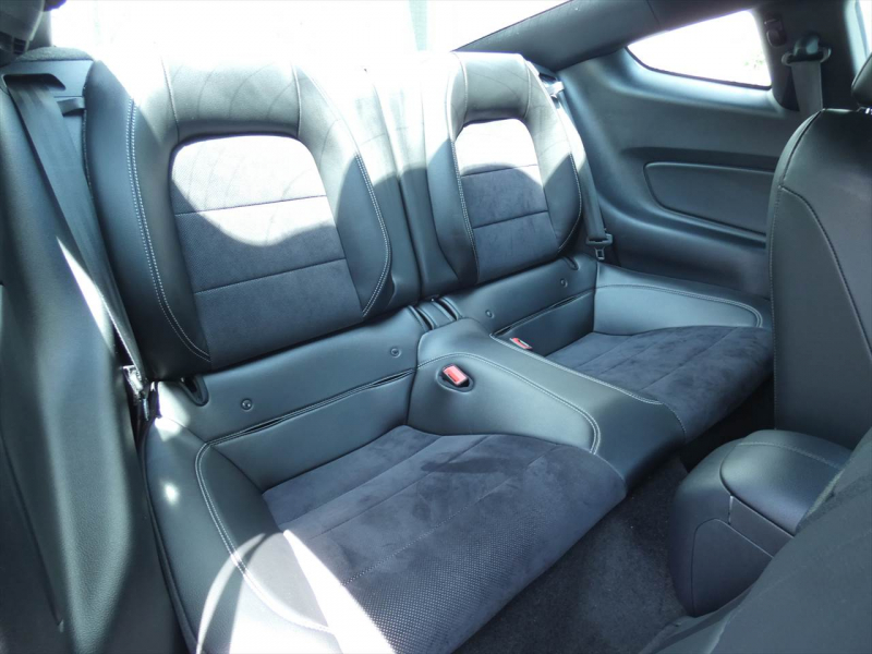 フォード マスタング ｴｺﾌﾞｰｽﾄ ﾌﾟﾚﾐｱﾑ　2018年ﾓﾃﾞﾙ 新並 黒革ｽﾎﾟｰﾂｼｰﾄ ｼｰﾄﾋｰﾀｰ＆ｸｰﾗｰ AppleCarPlay&AndoroidAuto SYNC3ﾀｯﾁﾃﾞｨｽﾌﾟﾚｲ ETC　2年保証