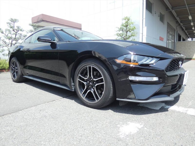 フォード マスタング ｴｺﾌﾞｰｽﾄ ﾌﾟﾚﾐｱﾑ　2018年ﾓﾃﾞﾙ 新並 黒革ｽﾎﾟｰﾂｼｰﾄ ｼｰﾄﾋｰﾀｰ＆ｸｰﾗｰ AppleCarPlay&AndoroidAuto SYNC3ﾀｯﾁﾃﾞｨｽﾌﾟﾚｲ ETC　2年保証