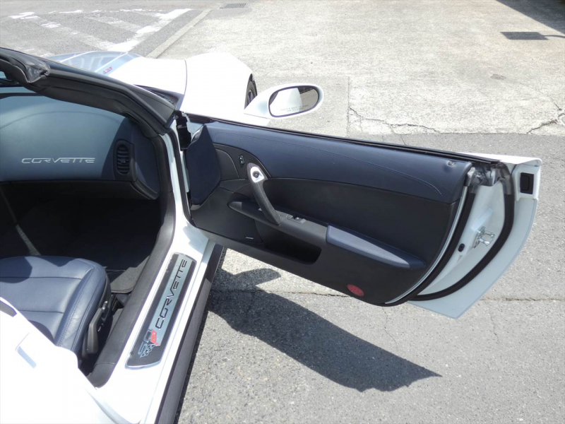 シボレー コルベット 427 ｺﾝﾊﾞｰﾁﾌﾞﾙ　2013年ﾓﾃﾞﾙ 6MT 60th ｱﾆﾊﾞｰｻﾘｰPKG 青革 ｼｰﾄﾋｰﾀｰ  電動ｿﾌﾄﾄｯﾌﾟ BOSE HUD　2年保証