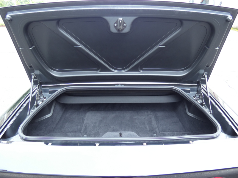 シボレー コルベット ｺﾝﾊﾞｰﾁﾌﾞﾙ　1999yﾓﾃﾞﾙ 正規D車 BASSANIﾏﾌﾗｰ Z06ﾌﾞﾚｰｷ ｺｰﾙﾄﾞ ｴｱｲﾝﾃｰｸ ﾛｰﾀﾞｳﾝ 19/20ｲﾝﾁAW　2年保証