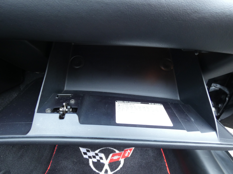 シボレー コルベット ｺﾝﾊﾞｰﾁﾌﾞﾙ　1999yﾓﾃﾞﾙ 正規D車 BASSANIﾏﾌﾗｰ Z06ﾌﾞﾚｰｷ ｺｰﾙﾄﾞ ｴｱｲﾝﾃｰｸ ﾛｰﾀﾞｳﾝ 19/20ｲﾝﾁAW　2年保証