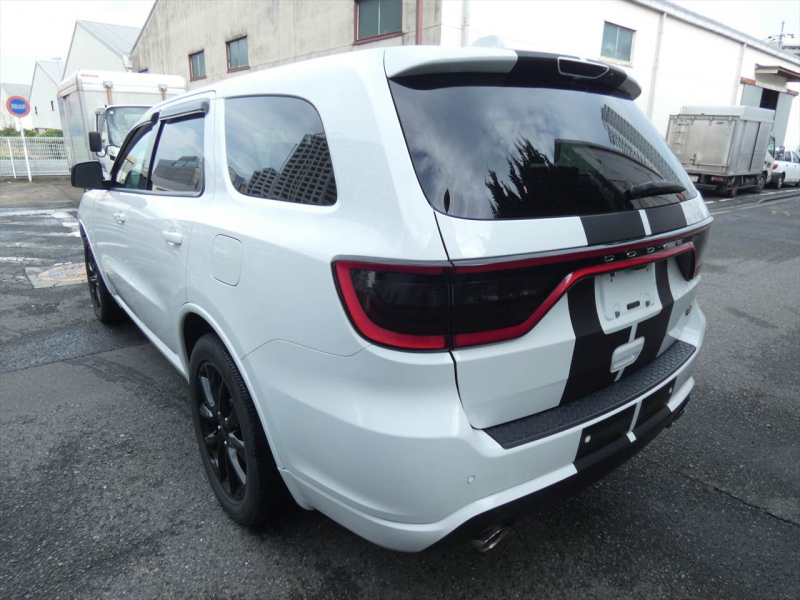 ダッジ デュランゴ RT　2017年ﾓﾃﾞﾙ  新並 赤革 ｼｰﾄﾋｰﾀｰ&ｸｰﾗｰ ﾌﾞﾗｯｸﾄｯﾌﾟPKG ﾃｸﾉﾛｼﾞｰｸﾞﾙｰﾌﾟ ｷﾞﾌﾞｿﾝﾏﾌﾗｰ 純正20ｲﾝﾁAW  Bｶﾒﾗ 2年保証