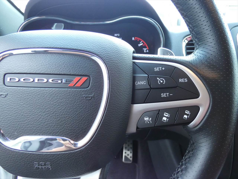 ダッジ デュランゴ RT　2017年ﾓﾃﾞﾙ  新並 赤革 ｼｰﾄﾋｰﾀｰ&ｸｰﾗｰ ﾌﾞﾗｯｸﾄｯﾌﾟPKG ﾃｸﾉﾛｼﾞｰｸﾞﾙｰﾌﾟ ｷﾞﾌﾞｿﾝﾏﾌﾗｰ 純正20ｲﾝﾁAW  Bｶﾒﾗ 2年保証