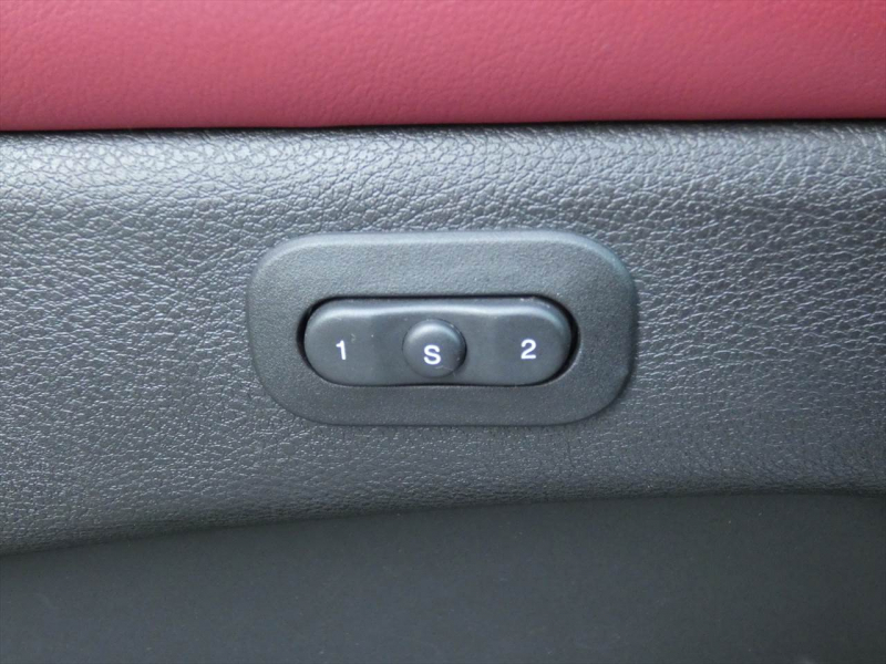 ダッジ デュランゴ RT　2017年ﾓﾃﾞﾙ  新並 赤革 ｼｰﾄﾋｰﾀｰ&ｸｰﾗｰ ﾌﾞﾗｯｸﾄｯﾌﾟPKG ﾃｸﾉﾛｼﾞｰｸﾞﾙｰﾌﾟ ｷﾞﾌﾞｿﾝﾏﾌﾗｰ 純正20ｲﾝﾁAW  Bｶﾒﾗ 2年保証