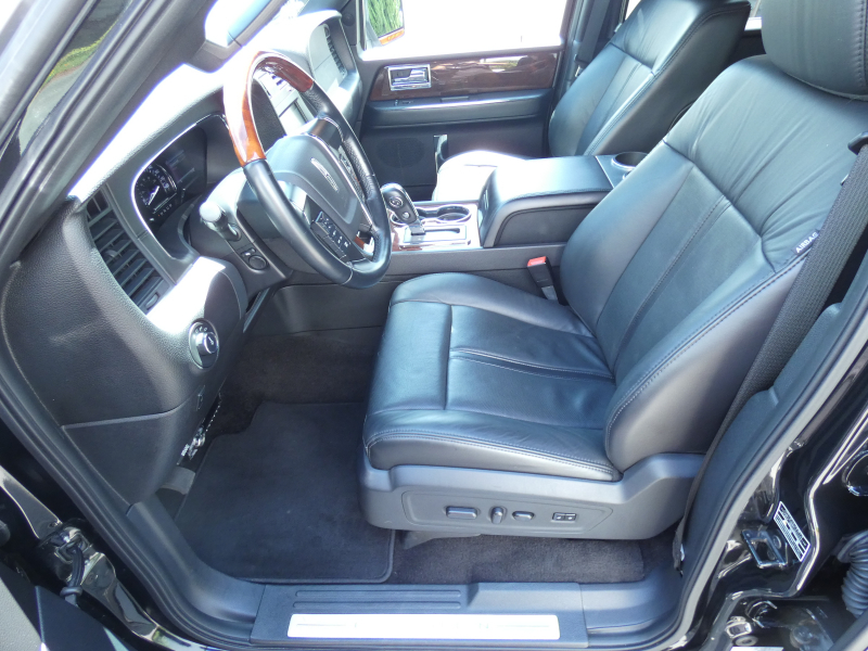 リンカーン ナビゲーター ﾍﾞｰｽｸﾞﾚｰﾄﾞ　正規D車 2015年ﾓﾃﾞﾙ 黒革 ｶﾞﾗｽｽﾗｲﾃﾞｨﾝｸﾞﾙｰﾌ ｼｰﾄﾋｰﾀｰ 3列ｼｰﾄ ﾅﾋﾞTV FSBｶﾒﾗ　2年保証