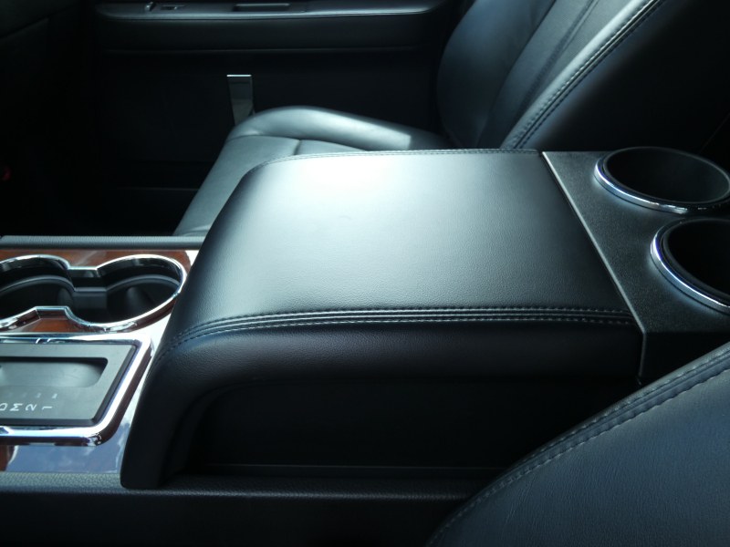 リンカーン ナビゲーター ﾍﾞｰｽｸﾞﾚｰﾄﾞ　正規D車 2015年ﾓﾃﾞﾙ 黒革 ｶﾞﾗｽｽﾗｲﾃﾞｨﾝｸﾞﾙｰﾌ ｼｰﾄﾋｰﾀｰ 3列ｼｰﾄ ﾅﾋﾞTV FSBｶﾒﾗ　2年保証