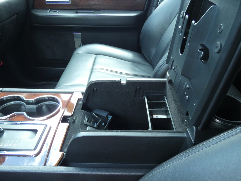 リンカーン ナビゲーター ﾍﾞｰｽｸﾞﾚｰﾄﾞ　正規D車 2015年ﾓﾃﾞﾙ 黒革 ｶﾞﾗｽｽﾗｲﾃﾞｨﾝｸﾞﾙｰﾌ ｼｰﾄﾋｰﾀｰ 3列ｼｰﾄ ﾅﾋﾞTV FSBｶﾒﾗ　2年保証